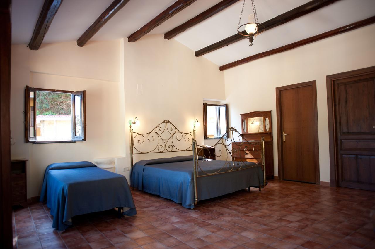 Le Giare Hotel Itala Екстериор снимка